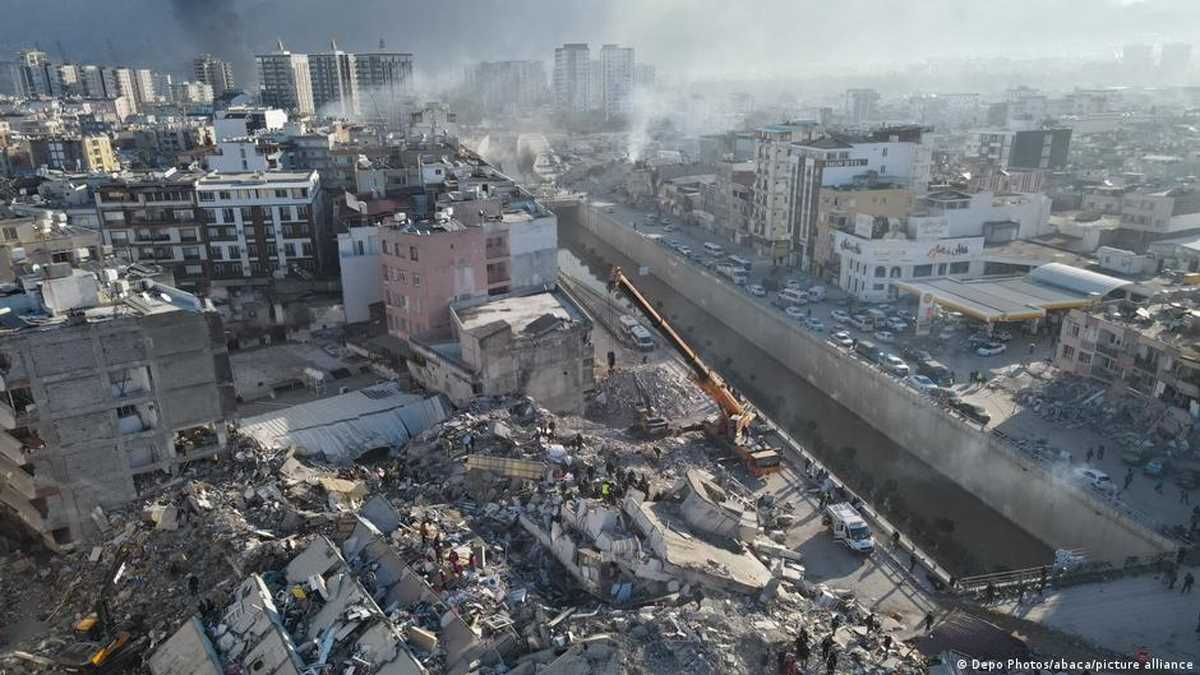 तुर्की पर बना हुआ है और भी विनाशक भूकंपों का खतरा