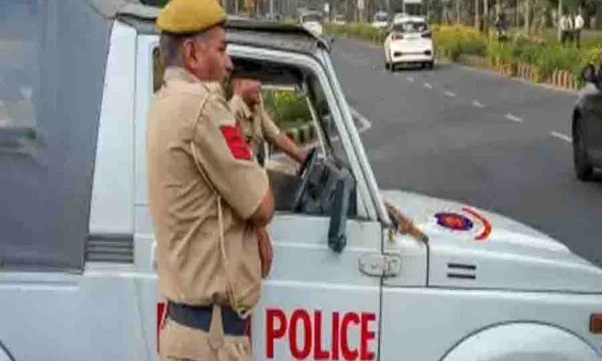 आई फ्रॉम स्काई : दिल्ली पुलिस ने ड्रोन से सांप्रदायिक रूप से संवेदनशील क्षेत्रों की छतों की जांच की