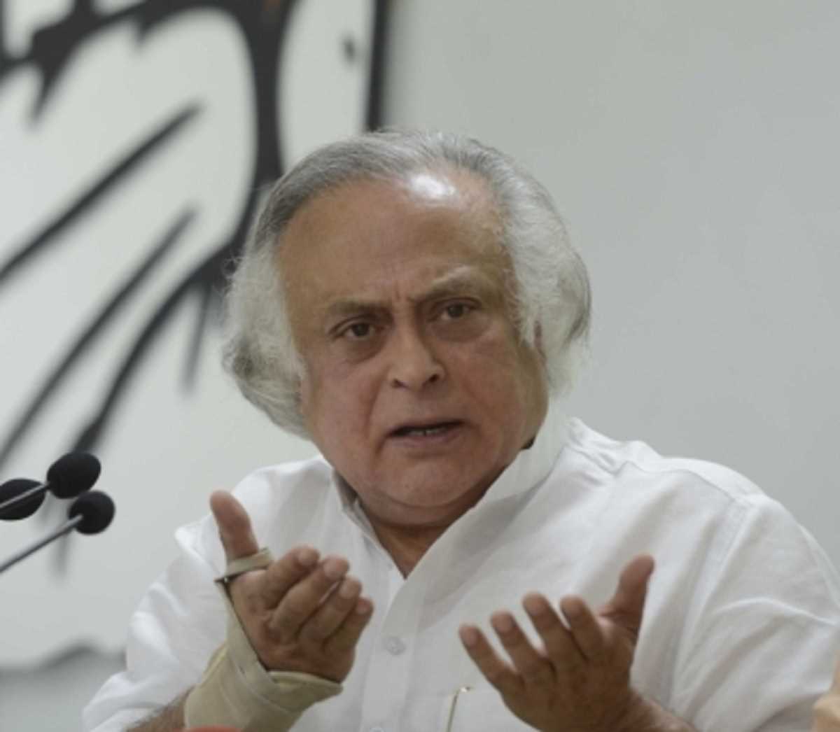 कांग्रेस नेता ने मणिपुर हिंसा पर प्रधानमंत्री की चुप्पी पर उठाए सवाल