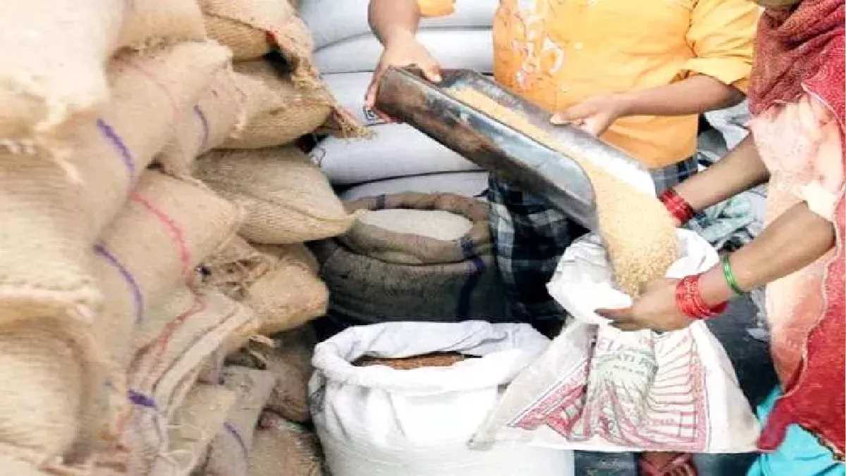 गरीबों को मुफ्त अनाज देने से चुनाव जीतने की संभावना नहीं