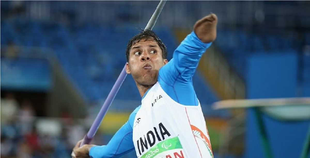 राज्यपाल से पैरालंपिक देवेन्द्र झाझड़िया ने की मुलाकात राज्यपाल से पैरालंपिक देवेन्द्र झाझड़िया ने की मुलाकात