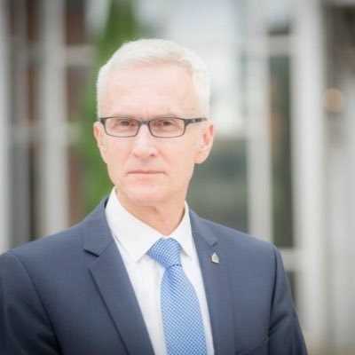 इंटरपोल वैश्विक आपराधिक खुफिया जानकारी को स्थानीय पुलिसिंग में एकीकृत करने का एक मंच