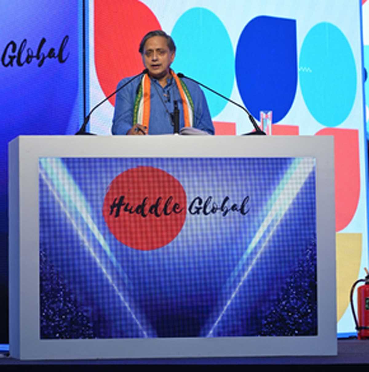 केरल के स्टार्टअप्स को समर्थन देने के लिए एचएनआई 5 करोड़ डॉलर का कोष बनाए : थरूर