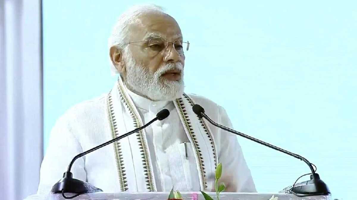 पीएम मोदी ने हजारीबाग की धरती से 83 हजार करोड़ की योजनाओं का किया लोकार्पण, कहा - आदिवासियों के विकास के लिए समर्पित है केंद्र सरकार