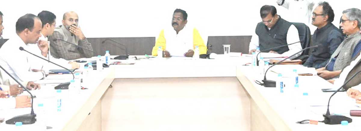 विलुप्त हो रही देवार शैलियों को संजोया जाए : अमरजीत