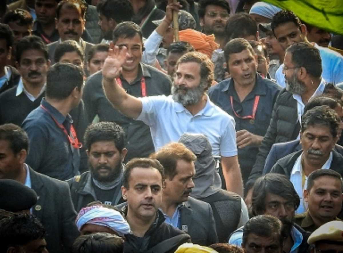 राहुल गांधी ने खुद तोड़ा सुरक्षा घेरा, कांग्रेस के आरोप पर दिल्ली पुलिस का जवाब