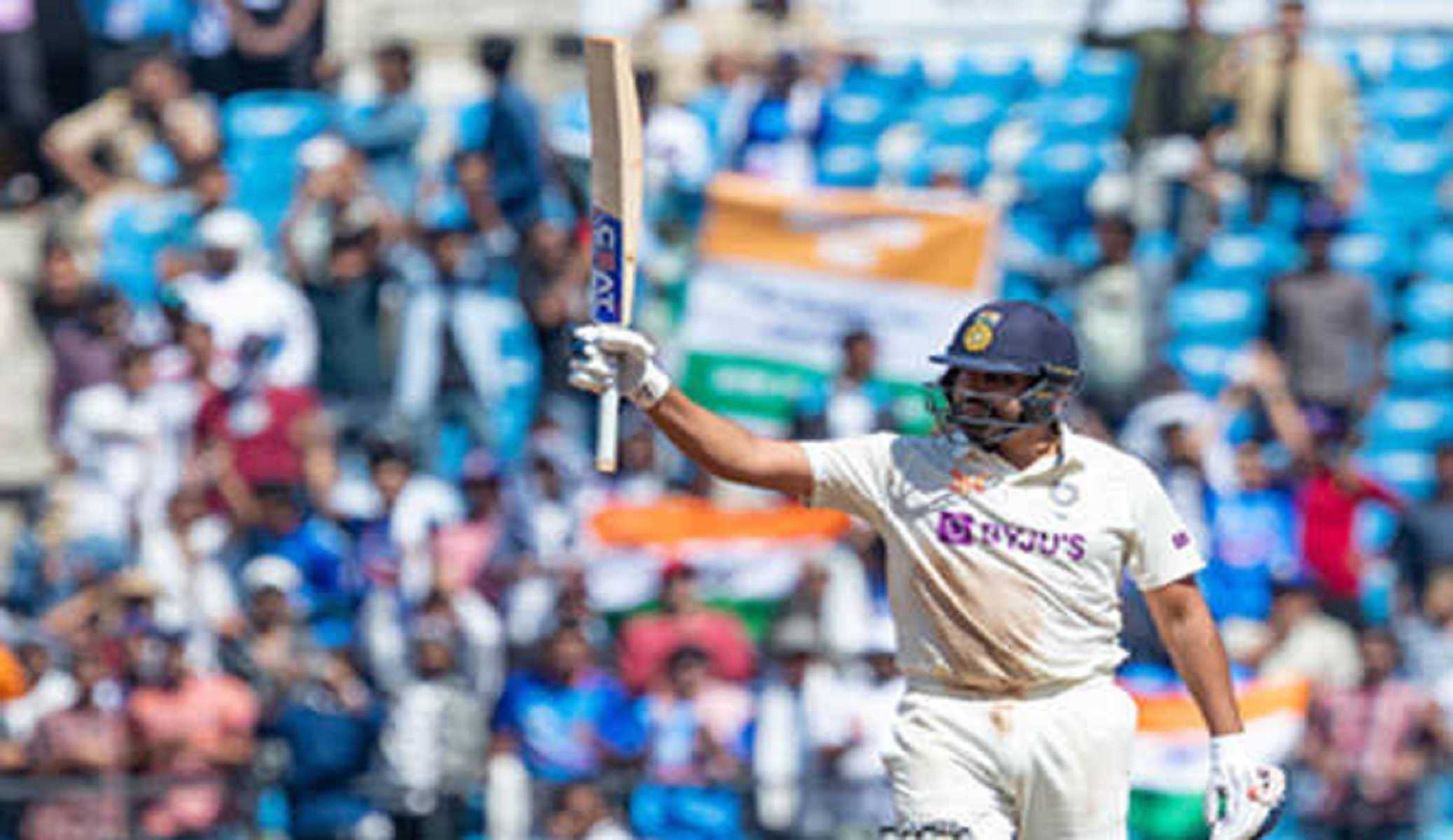 IND vs AUS : रोहित शर्मा ने ज्यादा शतक, भारत ने ऑस्ट्रेलिया पर बनाई 49 की बढ़त IND vs AUS : रोहित शर्मा ने ज्यादा शतक, भारत ने ऑस्ट्रेलिया पर बनाई 49 की बढ़त