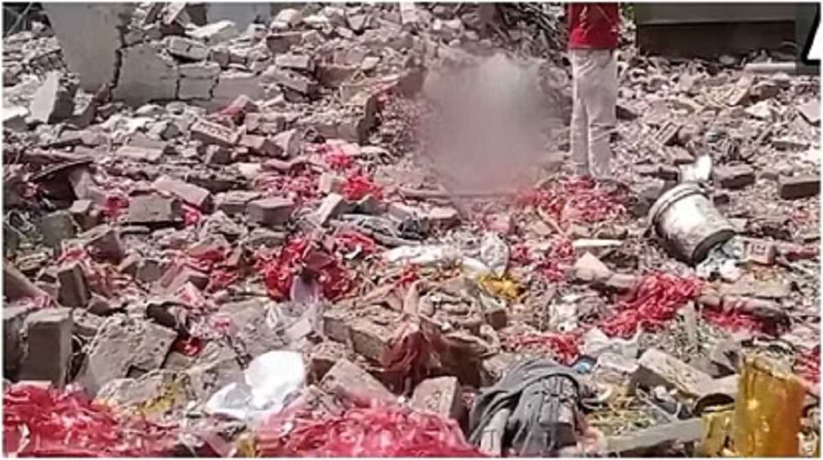 बंगाल के दत्तपुकुर में पटाखा फैक्ट्री में विस्फोट; सात की मौत, कई घायल