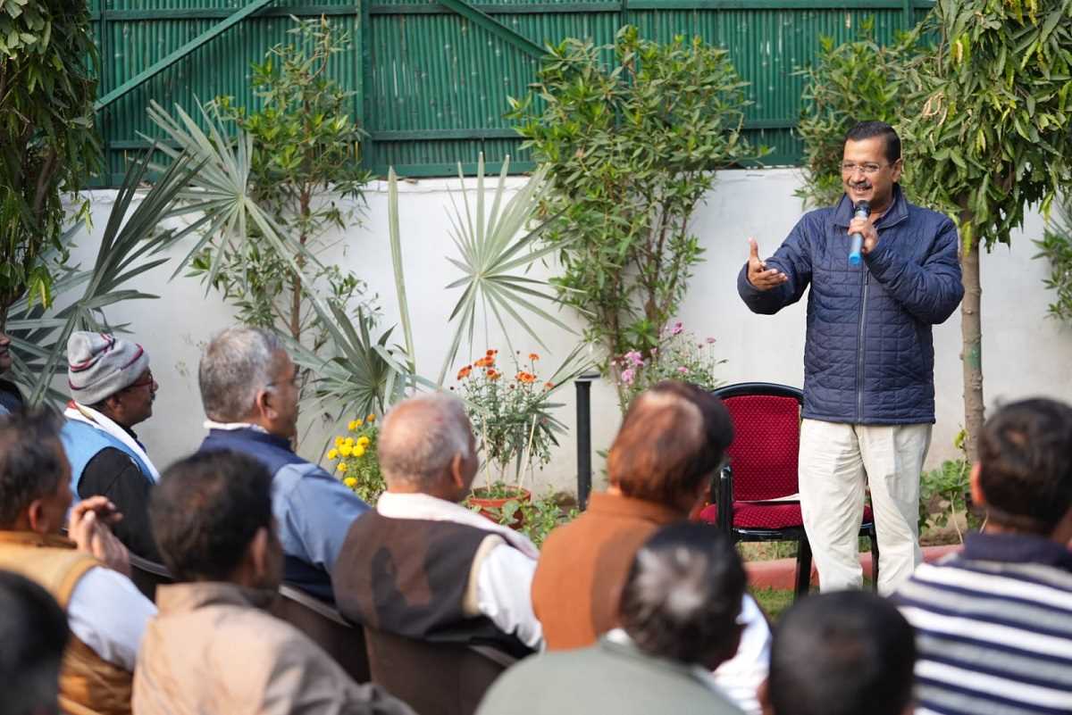 दिल्ली विधानसभा चुनाव : ऑटो वालों को अरविंद केजरीवाल ने दी 5 गारंटियां