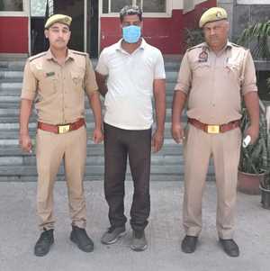 फर्जी दस्तावेज बनाकर प्लॉट बेचने के नाम पर करोड़ों की धोखाधड़ी करने वाला आरोपी गिरफ्तार