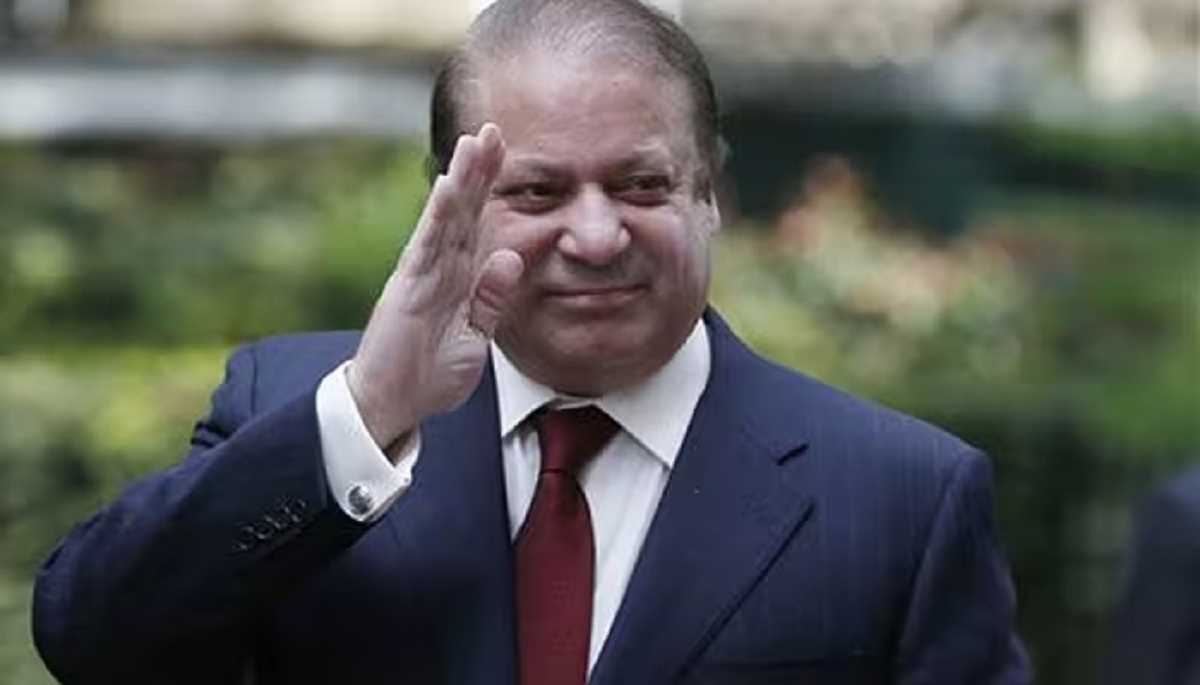 पकिस्तान के पूर्व प्रधानमंत्री नवाज शरीफ 4  साल बाद लंदन से इस्लामाबाद लौटे