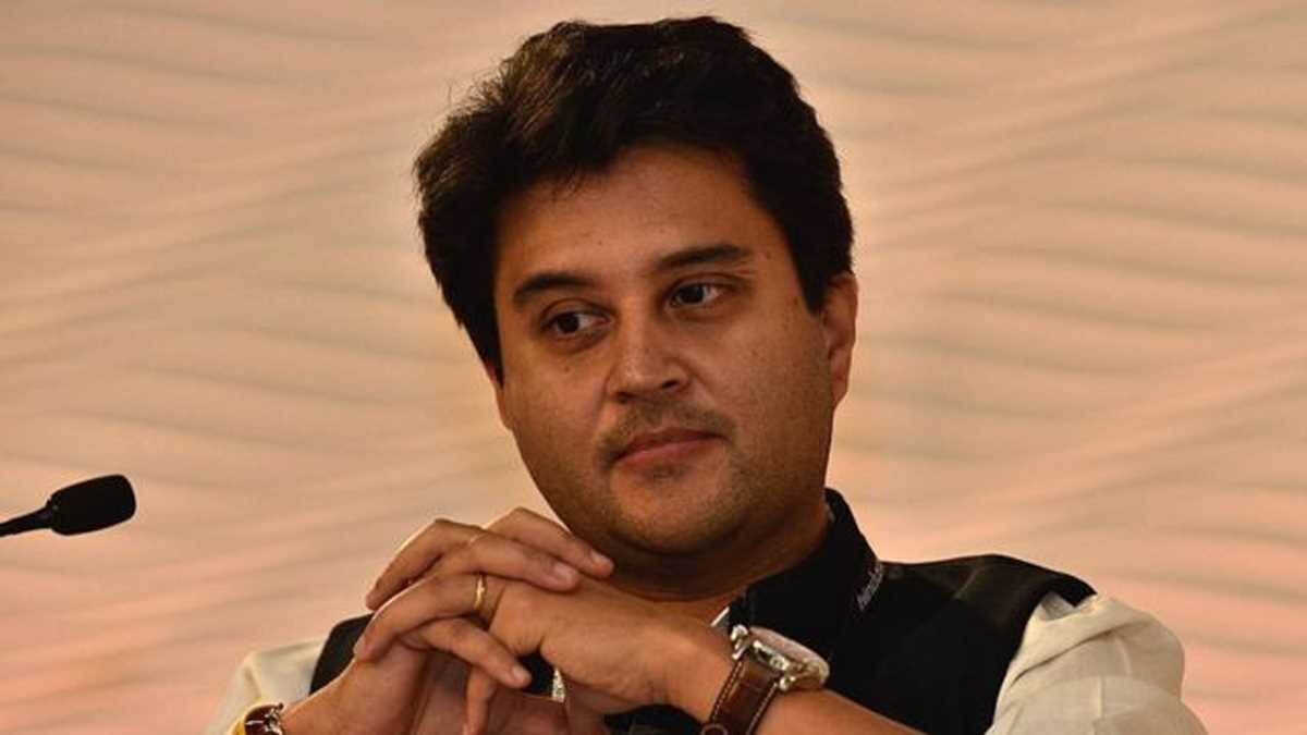 नागरिक उड्डयन के नियामकों के कार्यालय अब एक ही जगह, सिंधिया ने किया उड़ान भवन का उद्घाटन नागरिक उड्डयन के नियामकों के कार्यालय अब एक ही जगह, सिंधिया ने किया उड़ान भवन का उद्घाटन