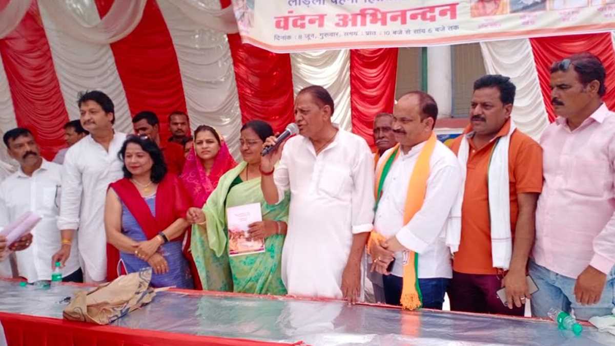 5726 लाड़ली बहनों को केम्प के माध्यम से प्रमाण-पत्रों का वितरण