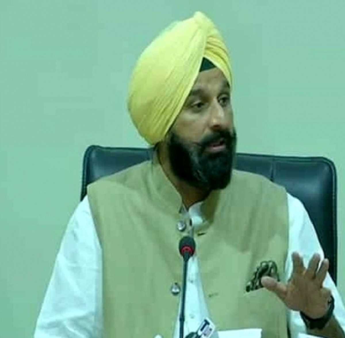 अकाली दल ने की करोड़ों रुपये के भर्ती घोटाले की सीबीआई जांच की मांग
