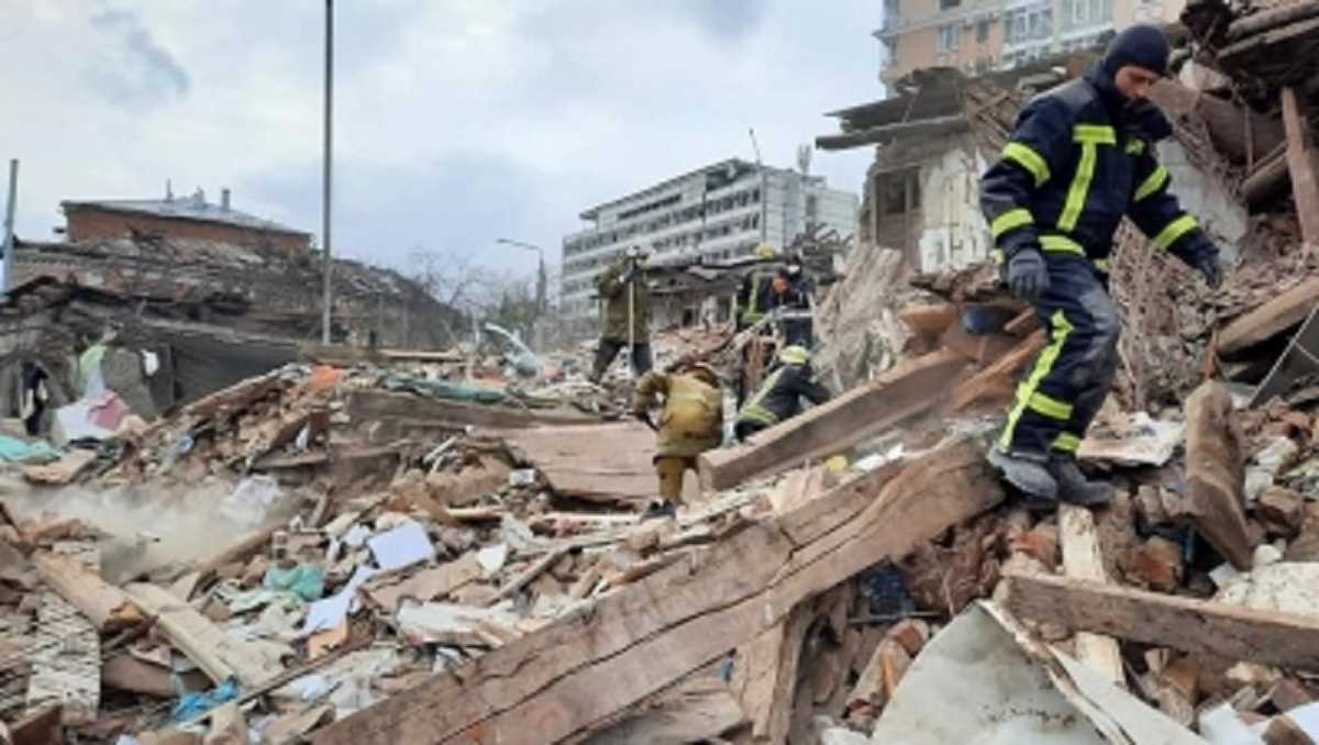 रूस के हमले के बाद यूक्रेन के खारकिव में घंटों बिजली रही गुल