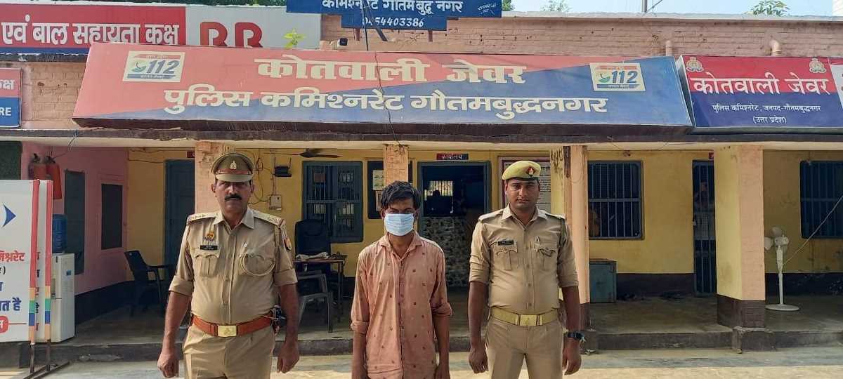 23 साल से फरार वारंटी गैंगस्टर को किया गिरफतार 23 साल से फरार वारंटी गैंगस्टर को किया गिरफतार