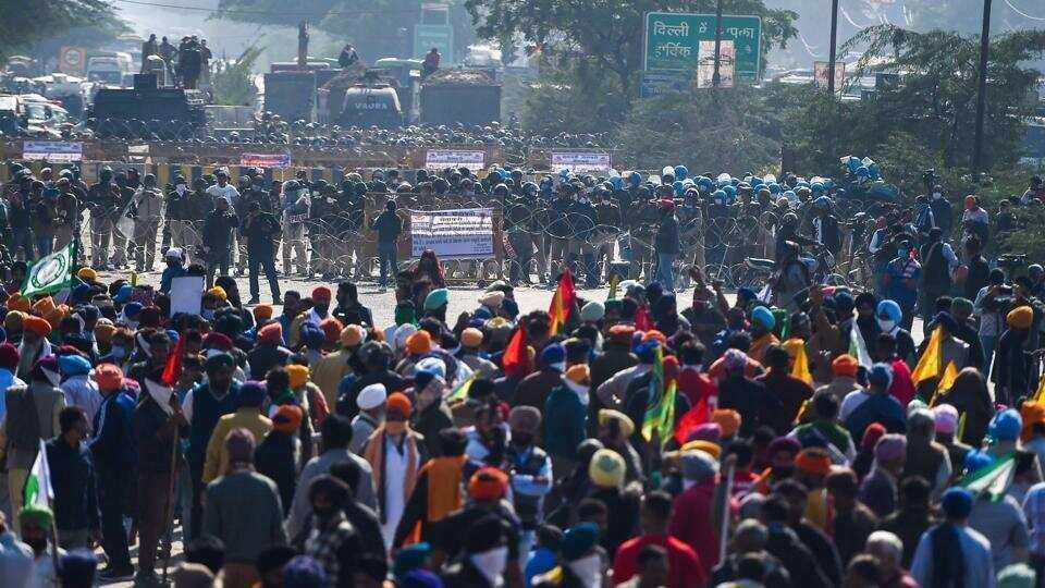 पंजाब-हरियाणा से किसानों का जत्था दिल्ली के लिए हुआ रवाना,  बैठक में बनेगी रणनीति