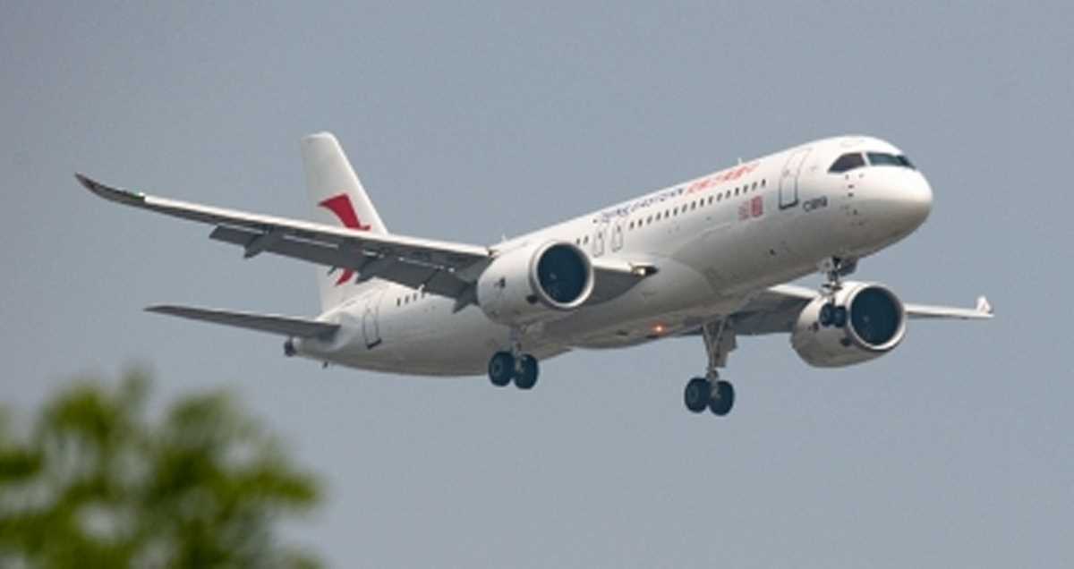 सी919 ने पहली व्यावसायिक उड़ान सफलतापूर्वक पूरी की