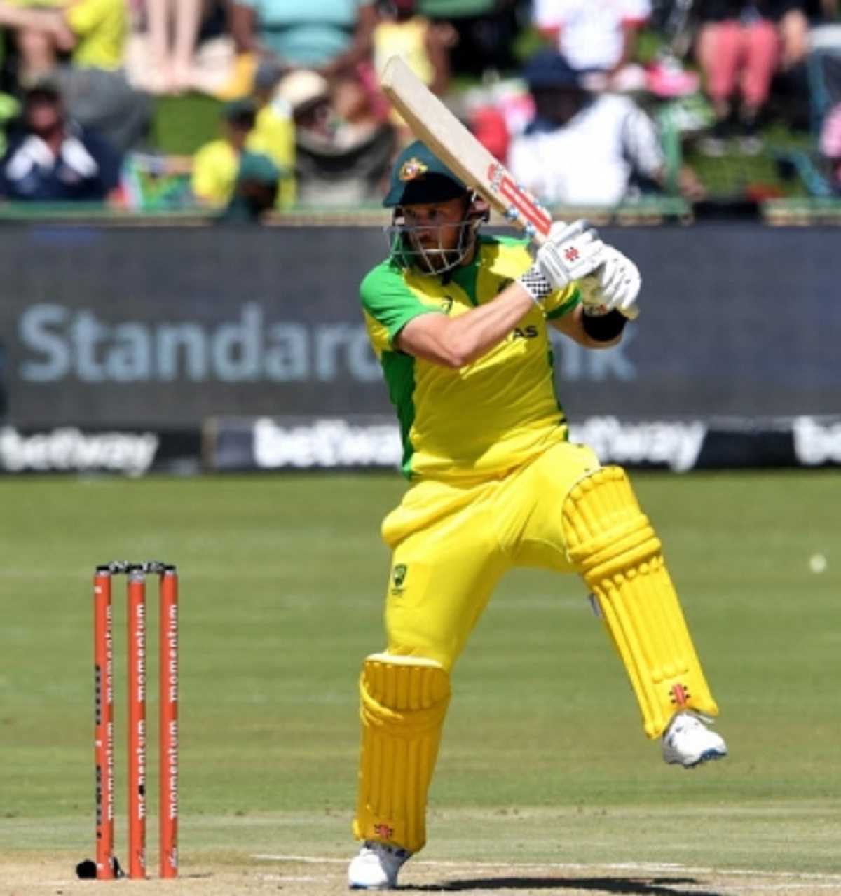 विराट कोहली को नजरअंदाज करना भूल होगी : आरोन फिंच विराट कोहली को नजरअंदाज करना भूल होगी : आरोन फिंच