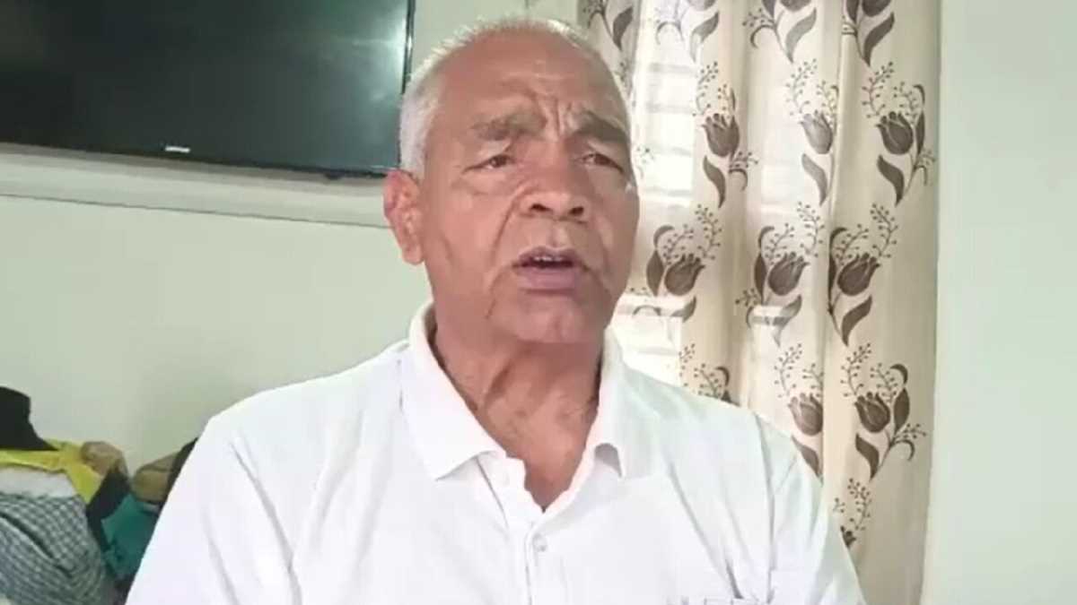 विनेश के फैसले से खफा महावीर फोगाट ने कहा, बेटी संगीता करेगी अधूरा काम पूरा