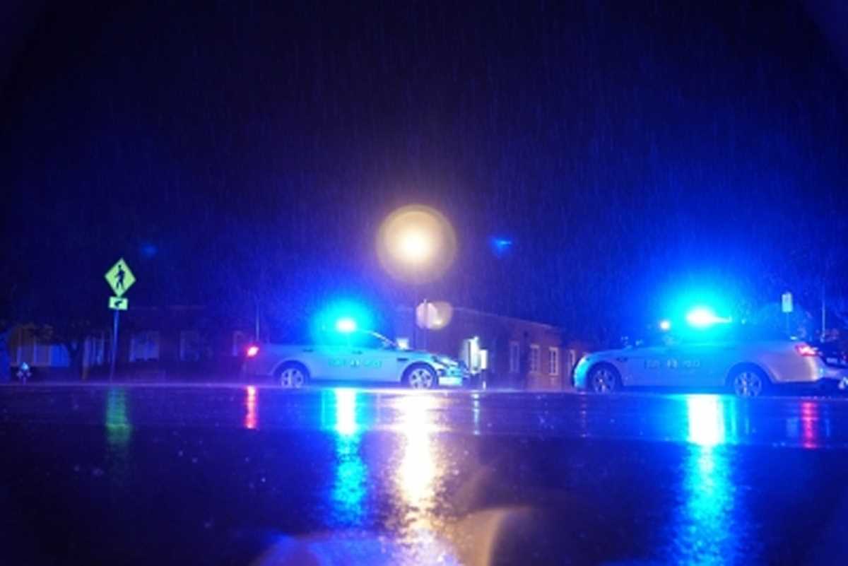 अमेरिकी राज्य में तीन पुलिसकर्मियों को मारी गोली