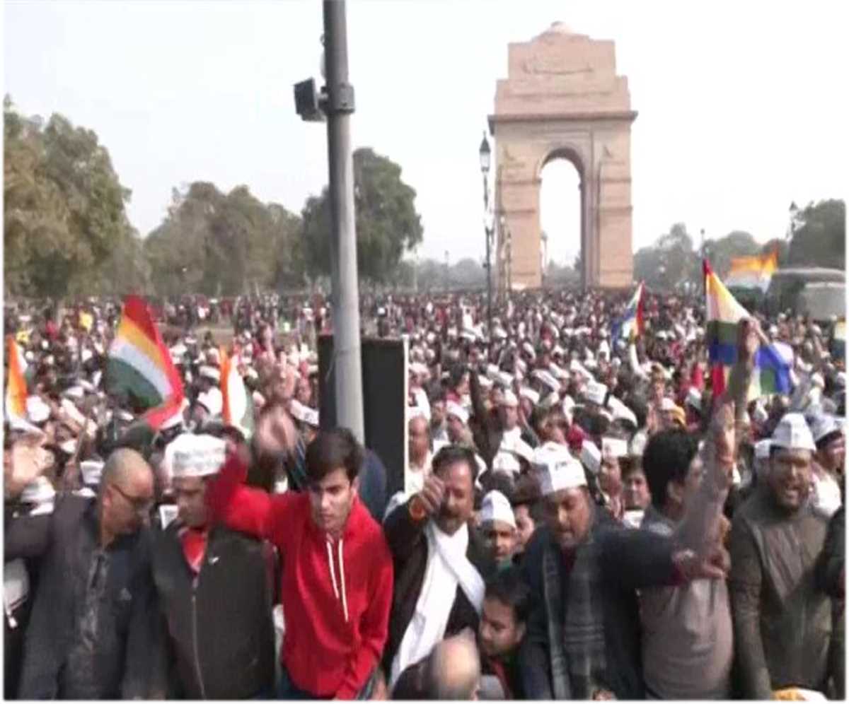 झारखंड सरकार के फैसले के खिलाफ जैन समुदाय के लोगों ने किया विरोध प्रदर्शन