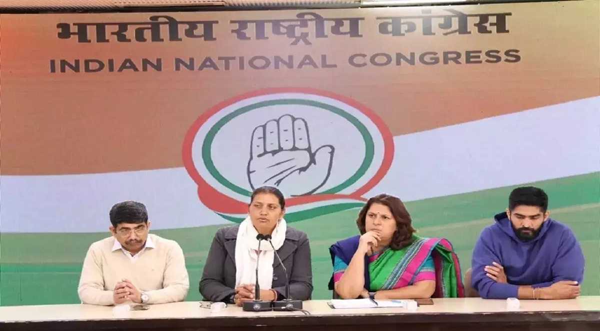 Wrestlers Protest: कुश्ती फेडरेशन विवाद पर कांग्रेस का हमला, प्रधानमंत्री की चुप्पी पर उठाया सवाल