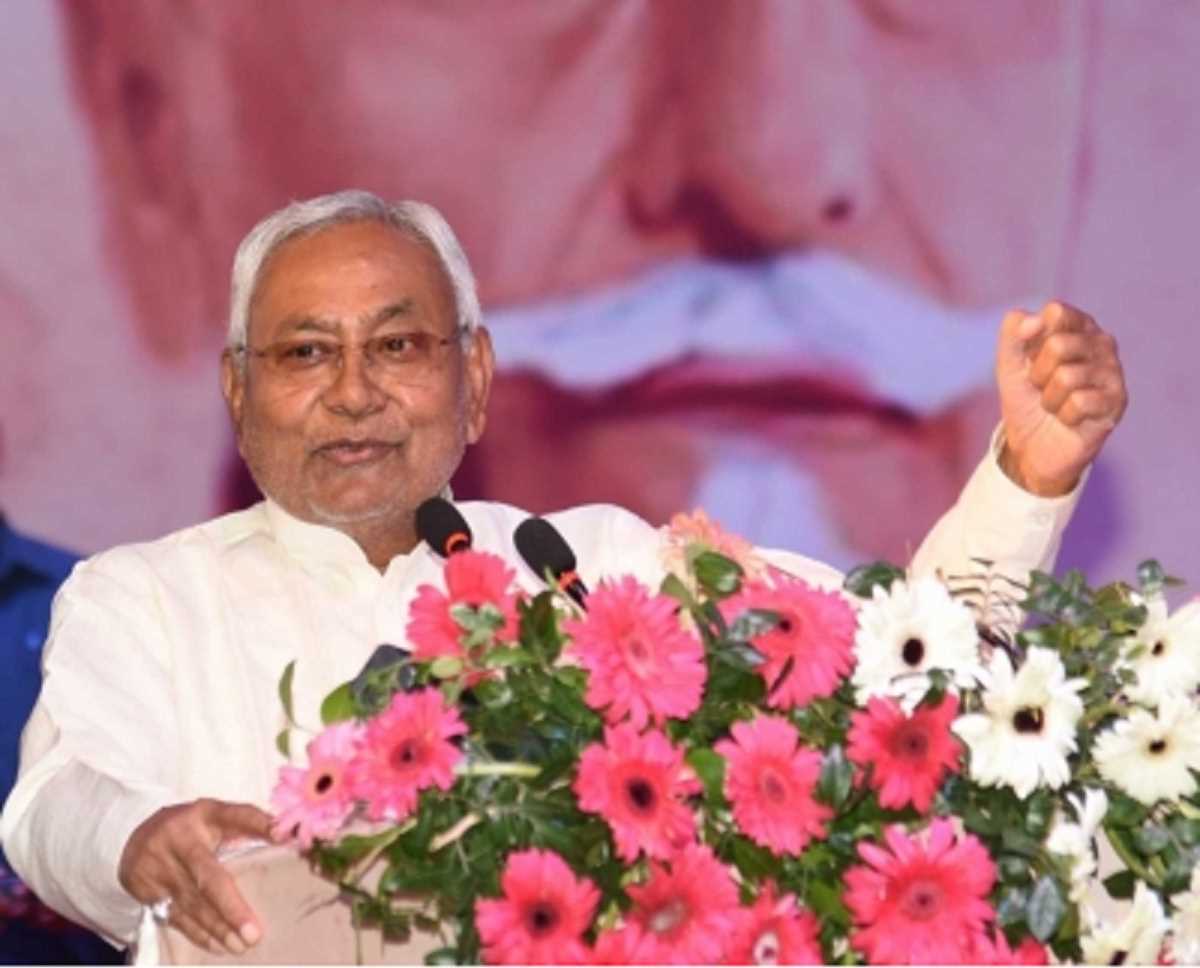 बिहार में शराबबंदी की सफलता पर महागठबंधन में ही उठने लगे सवाल