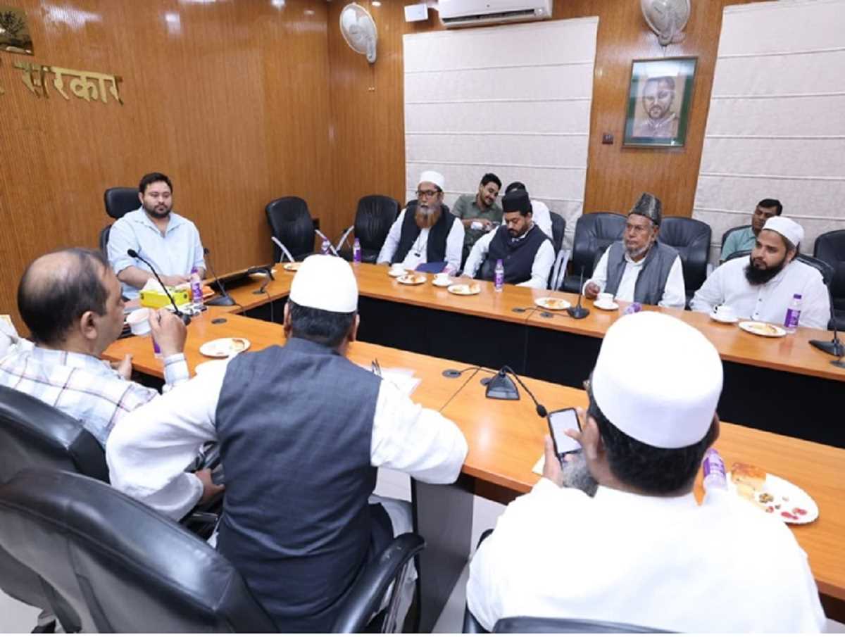 वक्फ बोर्ड संशोधन बिल संसद में पारित नहीं होने देंगे : तेजस्वी यादव वक्फ बोर्ड संशोधन बिल संसद में पारित नहीं होने देंगे : तेजस्वी यादव