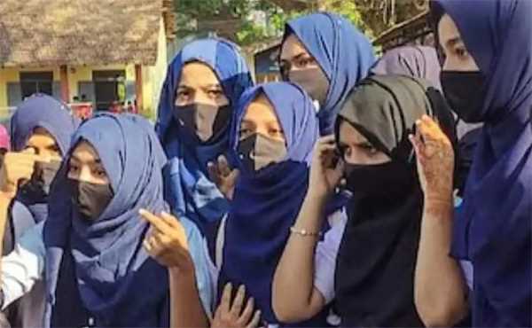 हिजाब विवाद,हिजाब ड्रेस कोड का हिस्सा नहीं, मंत्री इंदर सिंह परमार