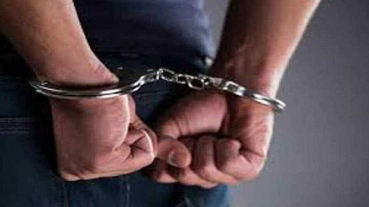 दोपहिया चोरी की फिराक में घूमते 2 आरोपी पकड़े गए