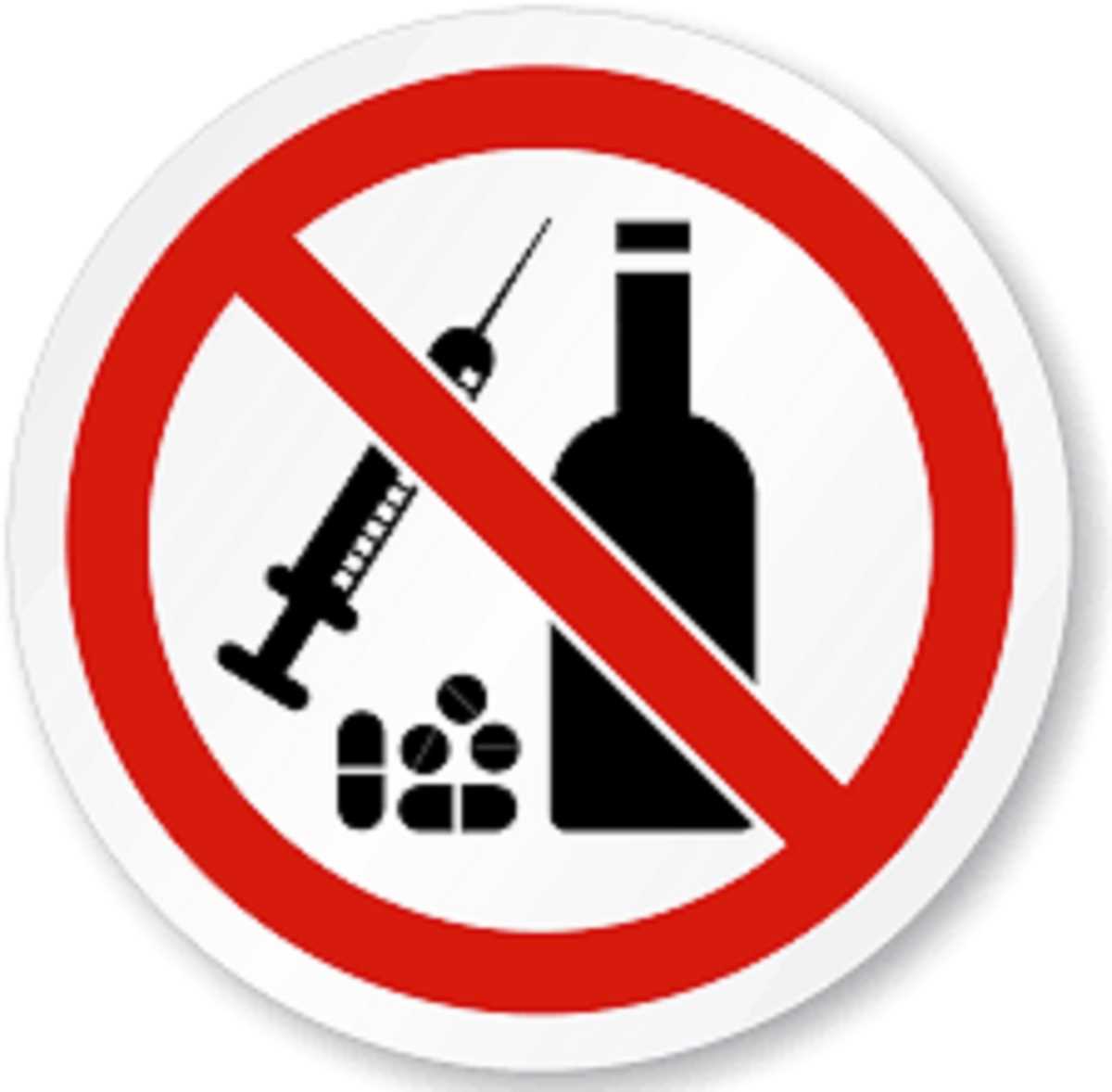 गाजियाबाद -  नशा मुक्ति केंद्र से 52 मरीज खिड़की तोड़कर फरार