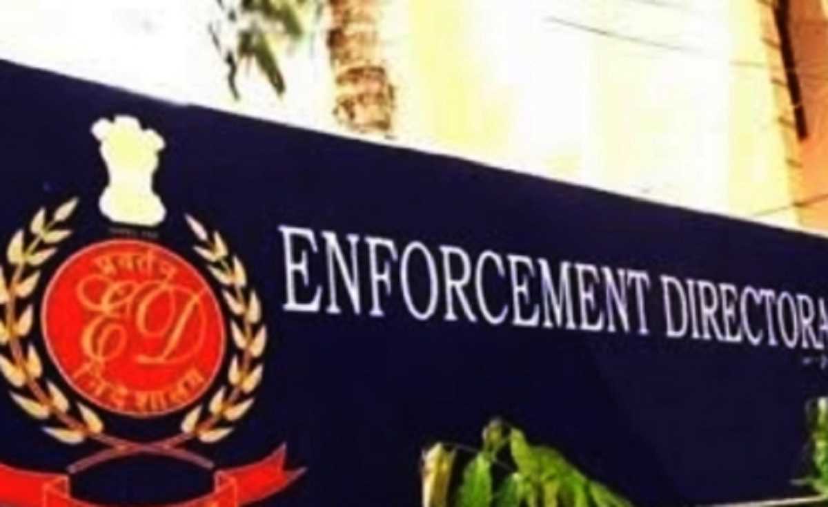 एक स्कूल समेत दिल्ली-एनसीआर में कई ठिकानों पर ED की छापेमारी,