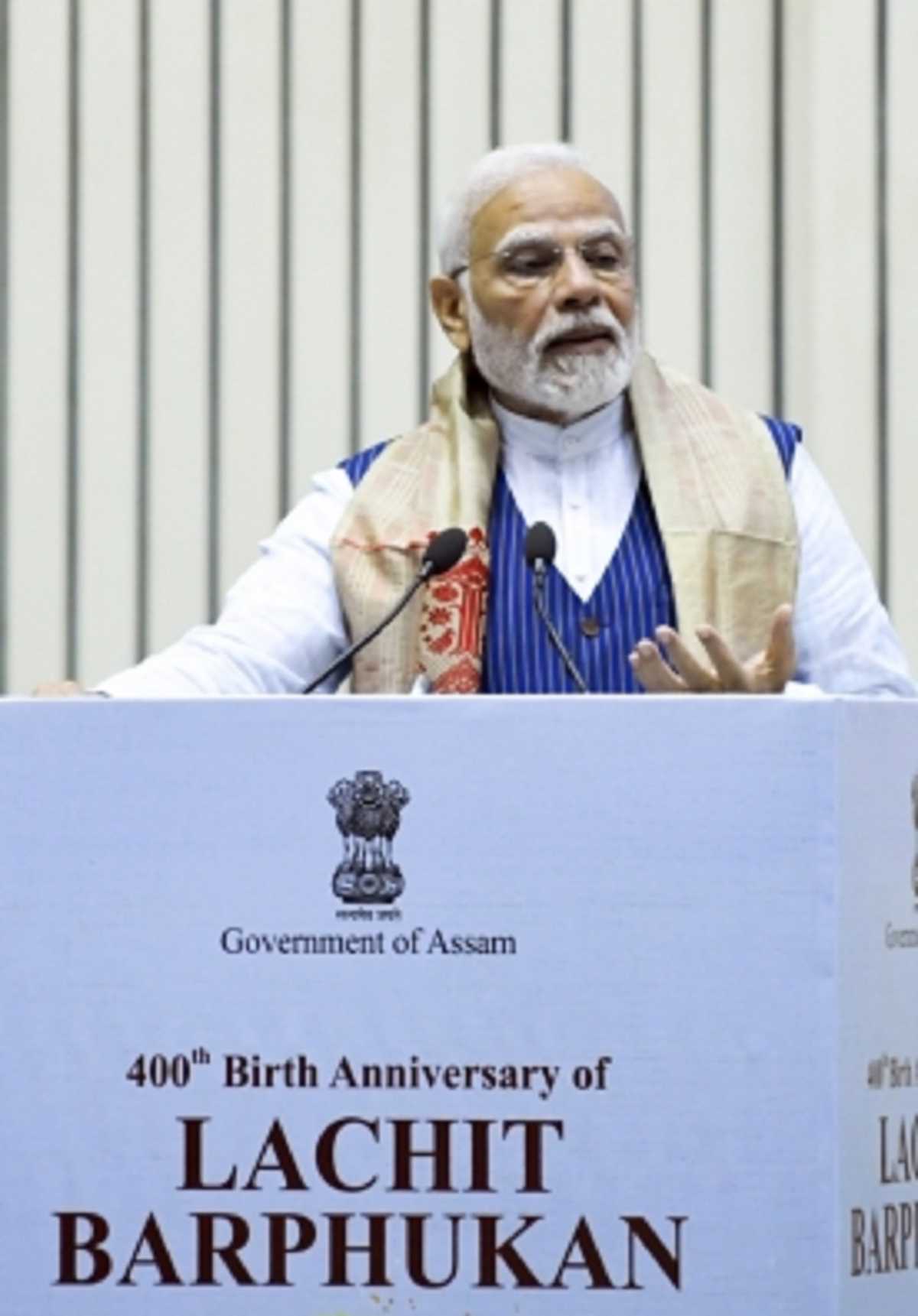 शौर्य के वास्तविक इतिहास व दर्शन को आत्मसात करने का आ गया है समय : पीएम