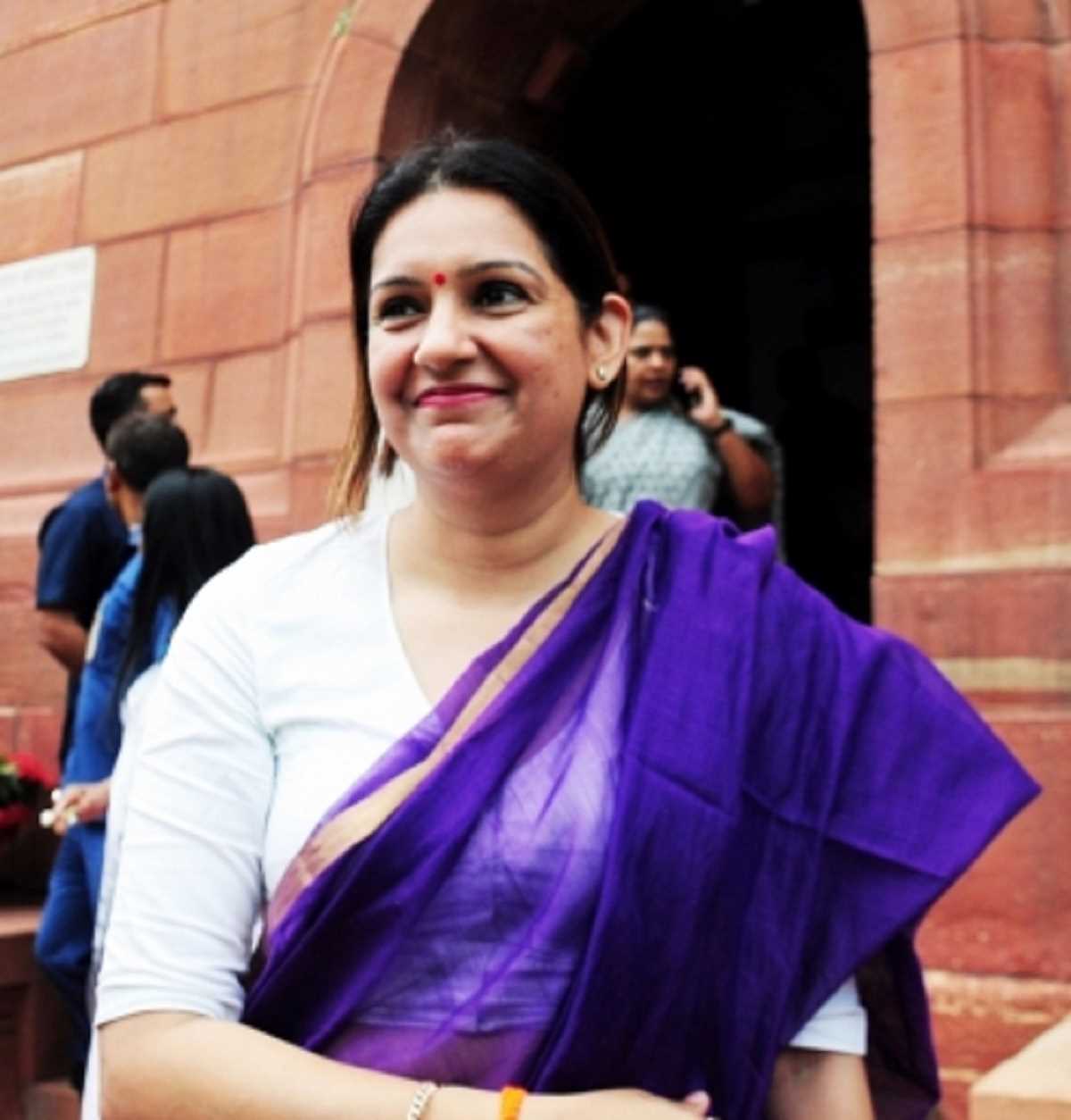 खोटा और खोका सरकार की रणनीति विफल : अंधेरी उपचुनाव जीतने पर प्रियंका चतुर्वेदी