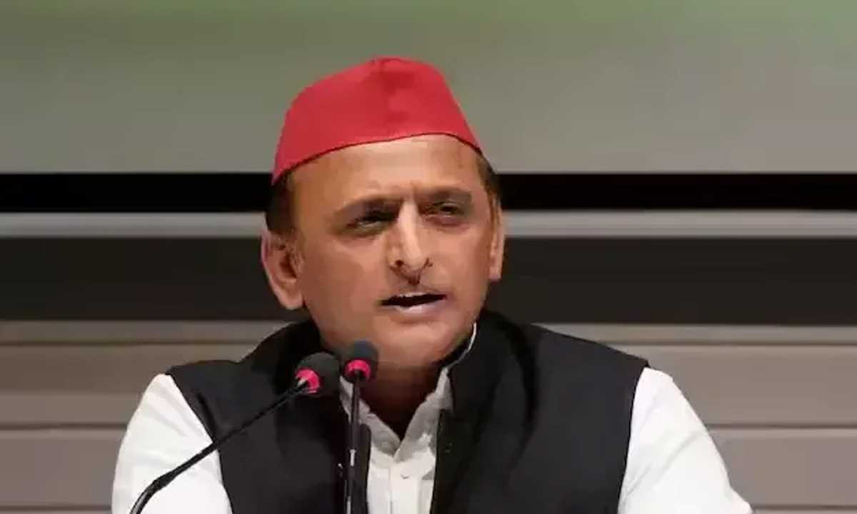 सपा ने सात और उम्मीदवारों का किया ऐलान, तृणमूल कांग्रेस को दी भदोही सीट