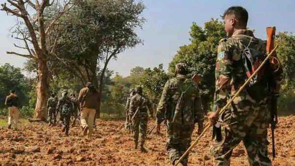 सुकमा में नक्सली हमला, एक जवान शहीद सुकमा में नक्सली हमला, एक जवान शहीद