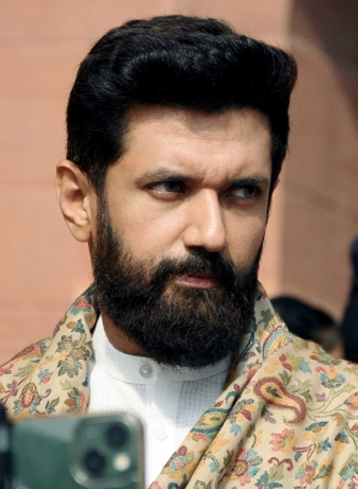 चिराग ने पीएम मोदी को लिखा पत्र, अलग होने के बावजूद पीएम के फैसले के साथ खड़े होने की कही बात