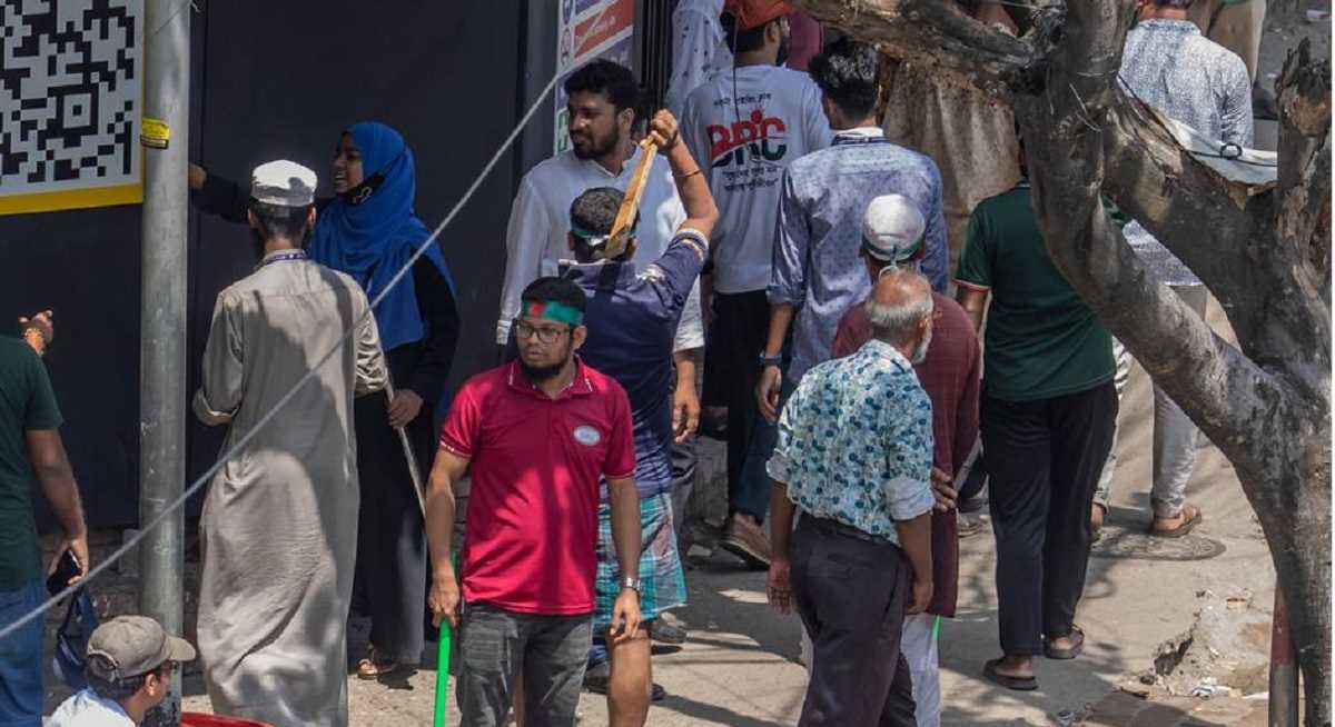 बांग्लादेश में नहीं रुक रहे पत्रकारों पर हमले बांग्लादेश में नहीं रुक रहे पत्रकारों पर हमले