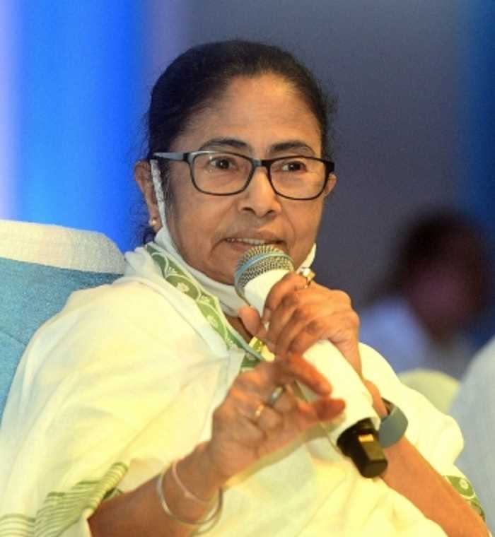 ममता बनर्जी के घर में संदिग्ध व्यक्ति के घुसने की घटना के बाद प्रशासन अलर्ट