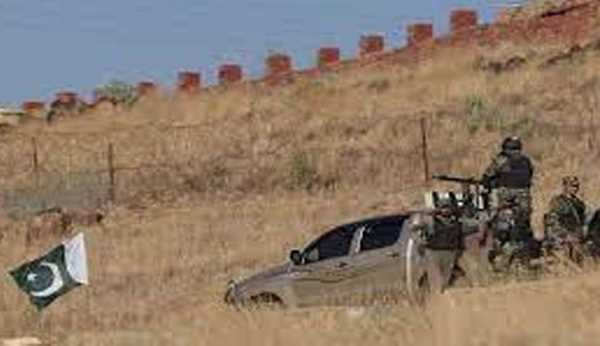 पाकिस्तान में आतंकवादी हमले में सात सैनिकों की मौत