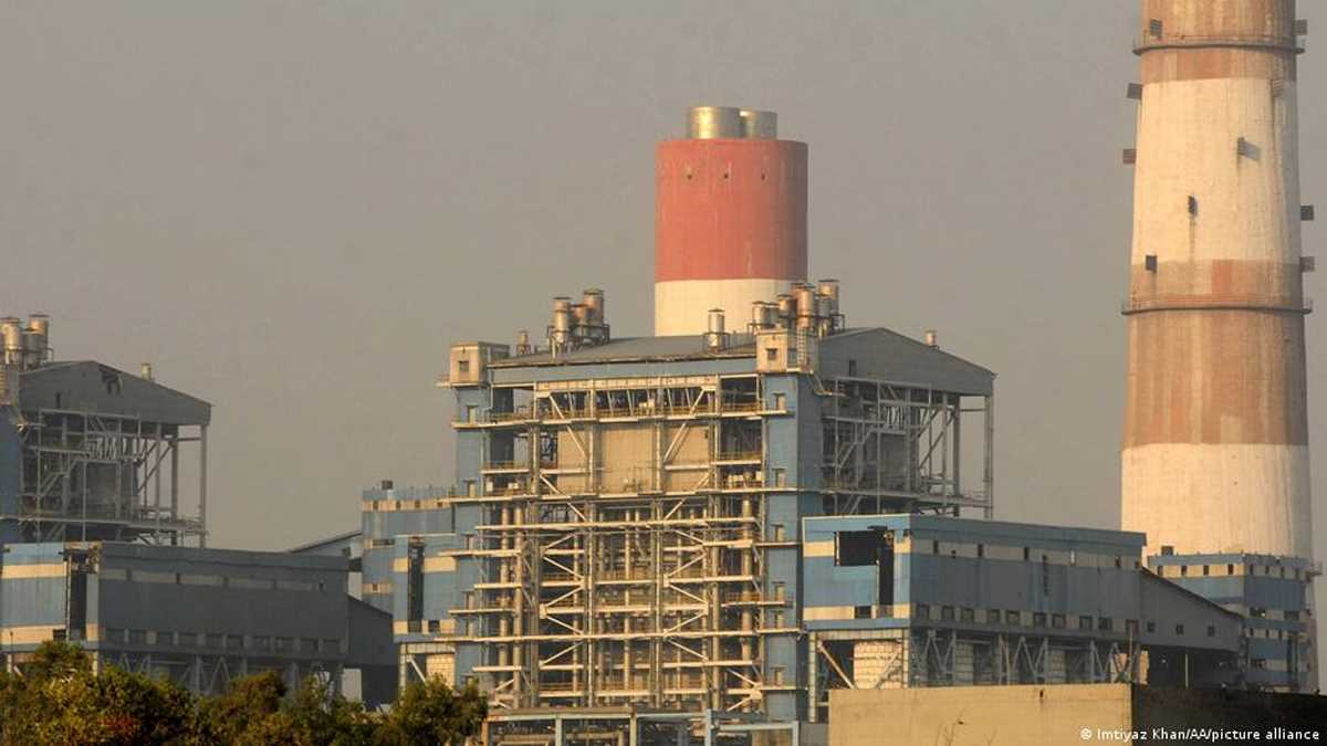 भारत: कोयला आधारित संयंत्रों को बिजली उत्पादन बढ़ाने का आदेश