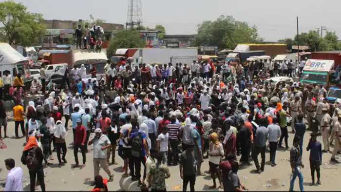 अग्निपथ : हरियाणा के महेंद्रगढ़, झज्जर में कोचिंग सेंटर बंद करने का आदेश अग्निपथ : हरियाणा के महेंद्रगढ़, झज्जर में कोचिंग सेंटर बंद करने का आदेश