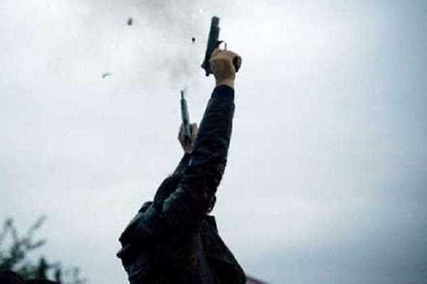 हर्ष फायरिंग में यूपी पुलिस के सिपाही की बंदूक का इस्तेमाल, कांस्टेबल निलंबित