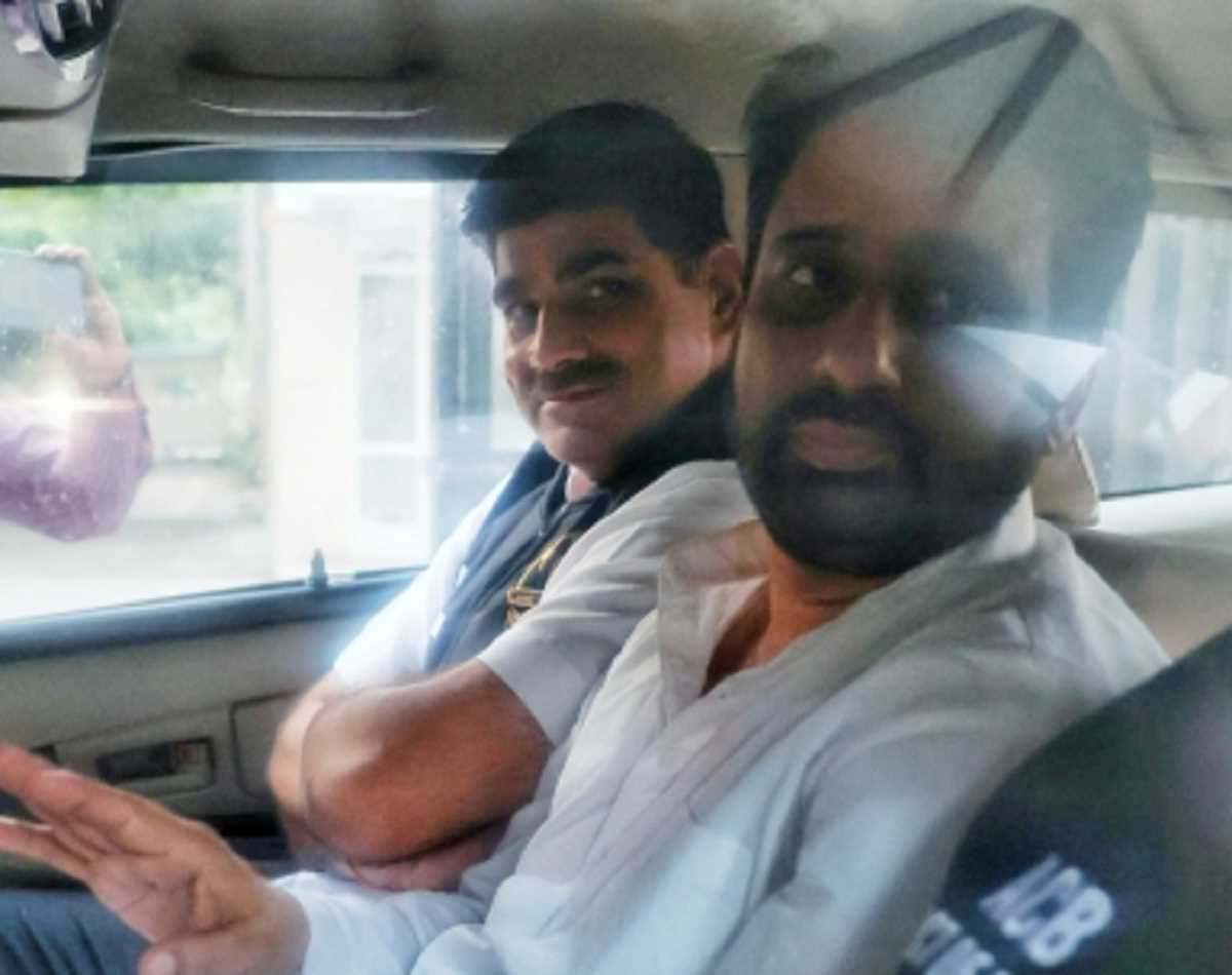 दिल्ली हाईकोर्ट से अमानतुल्लाह खान को झटका, याचिका में दिल्ली पुलिस के फैसले के खिलाफ दी थी चुनौती