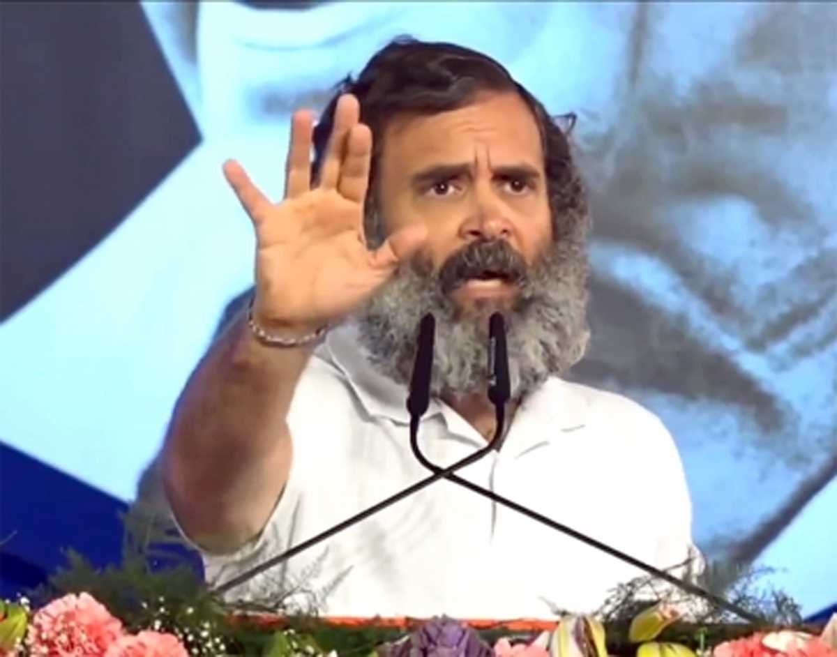 भाजपा सांसद ने राहुल गांधी की लोक सभा सदस्यता समाप्त करने की मांग की