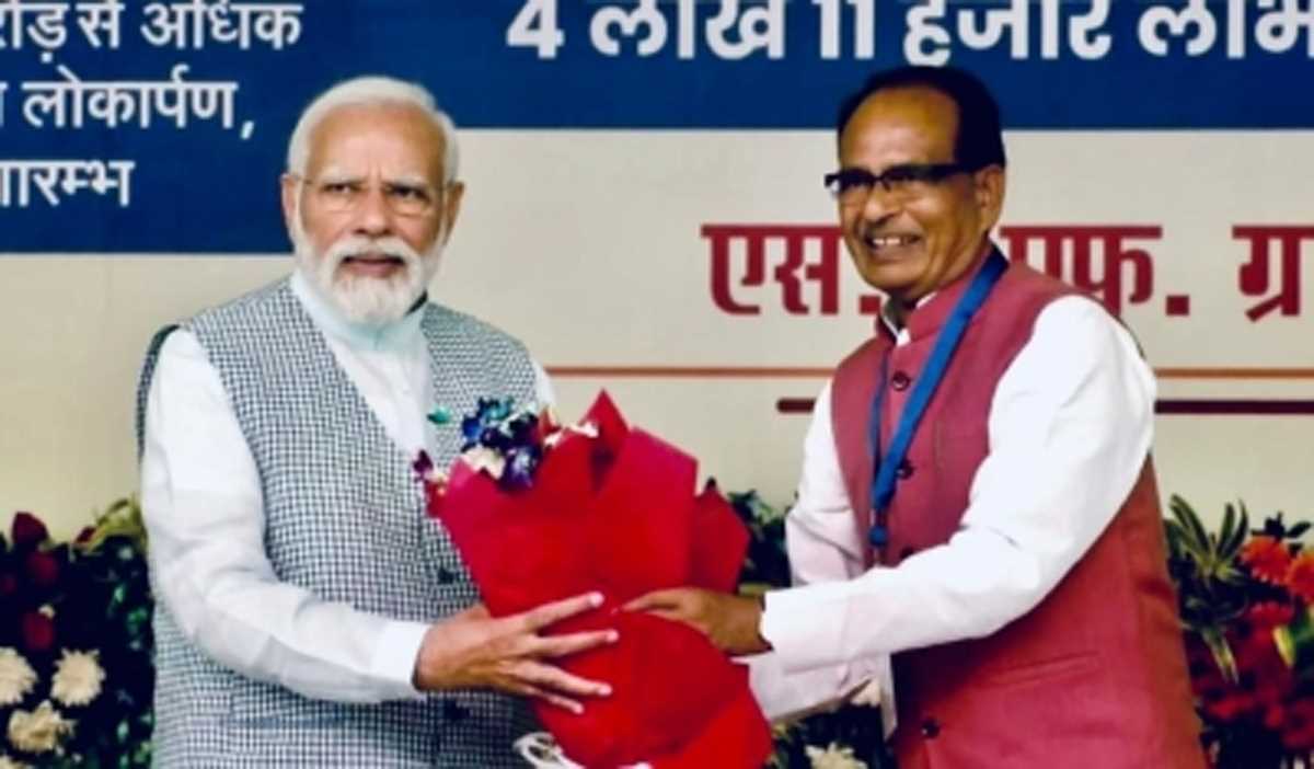 प्रधानमंत्री की मन की बात का सौवां एपिसोड 66 हजार बूथ पर सुना जाएगा : शिवराज प्रधानमंत्री की मन की बात का सौवां एपिसोड 66 हजार बूथ पर सुना जाएगा : शिवराज