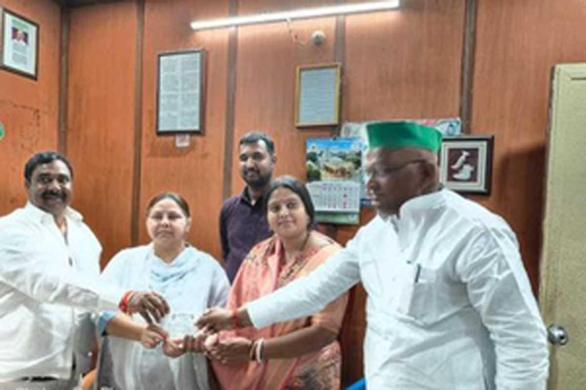 झारखंड में इंडिया गठबंधन में सीट शेयरिंग अब तक नहीं हुआ फाइनल, सात सीटों पर उतरे प्रत्याशी