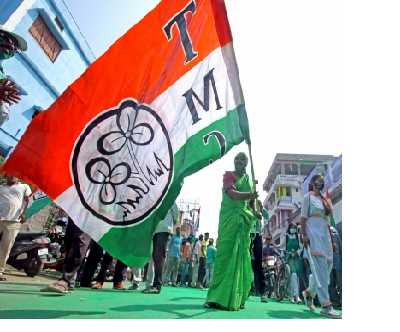 यूपी में विपक्ष के रूप में तृणमूल ने रखा कदम यूपी में विपक्ष के रूप में तृणमूल ने रखा कदम