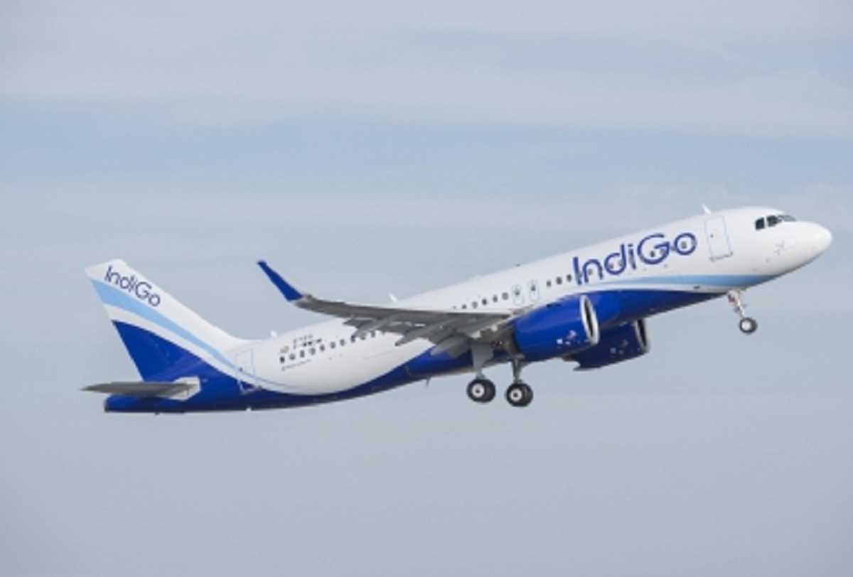 इंडिगो ने यात्रियों को उड़ान से 3.5 घंटे पहले हवाई अड्डे पर पहुंचने की दी सलाह इंडिगो ने यात्रियों को उड़ान से 3.5 घंटे पहले हवाई अड्डे पर पहुंचने की दी सलाह